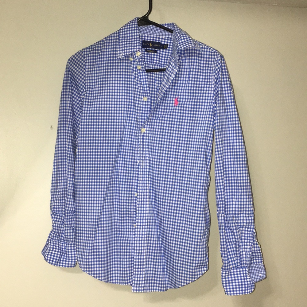 women’s button up